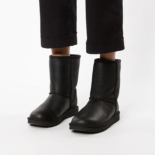 Ugg 1016559-classic Short Leather Winterstiefel - Schwarz 4 Ugg 1016559-classic Short Leather Winterstiefel - Schwarz – Bild 2