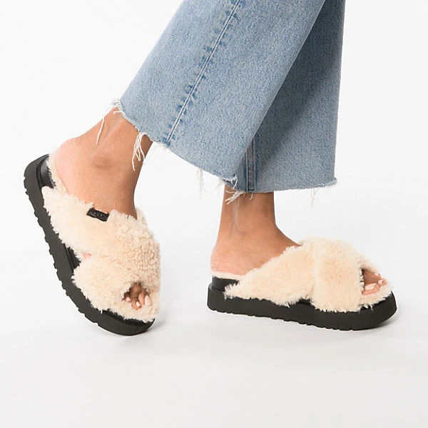 Ugg W Fuzz Sugar Cross Slide Pantoletten - Creme 4 Ugg W Fuzz Sugar Cross Slide Pantoletten - Creme – Bild 2