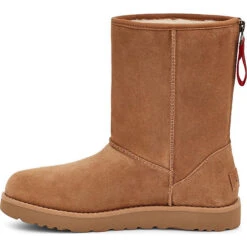 Ugg W Classic Short Logo Zip Winterstiefeletten - Braun 10 Ugg W Classic Short Logo Zip Winterstiefeletten - Braun -Ugg 26293339 04