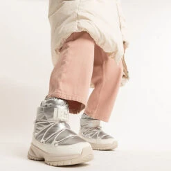 Ugg W Yose Puffer Mid Winterstiefeletten - Silber 10 Ugg W Yose Puffer Mid Winterstiefeletten - Silber -Ugg 26293356 02