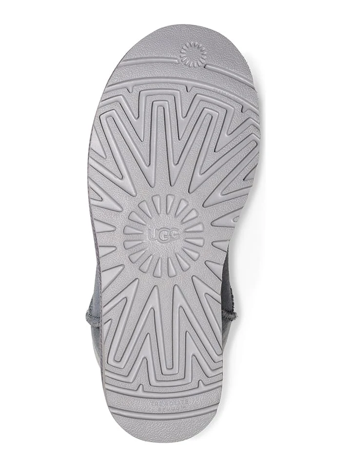 Ugg Lammfell-Boots "Classic" In Grau 7 Ugg Lammfell-Boots "Classic" In Grau – Bild 5